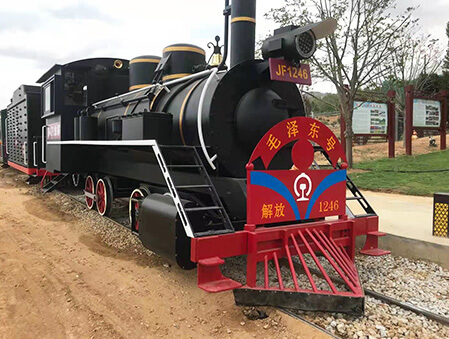 Black-retro-train-8
