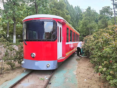 Dingding-train-8